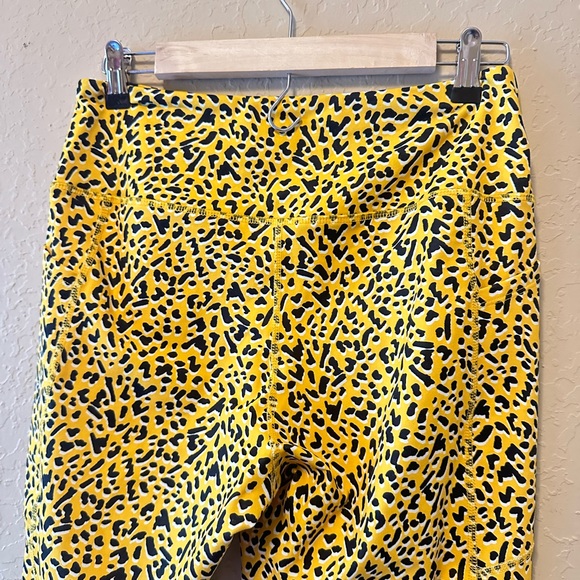 BCB Generation Leggings HIGH WAIST Pants Leopard Print Yellow Women's L NWOT - Picture 6 of 12